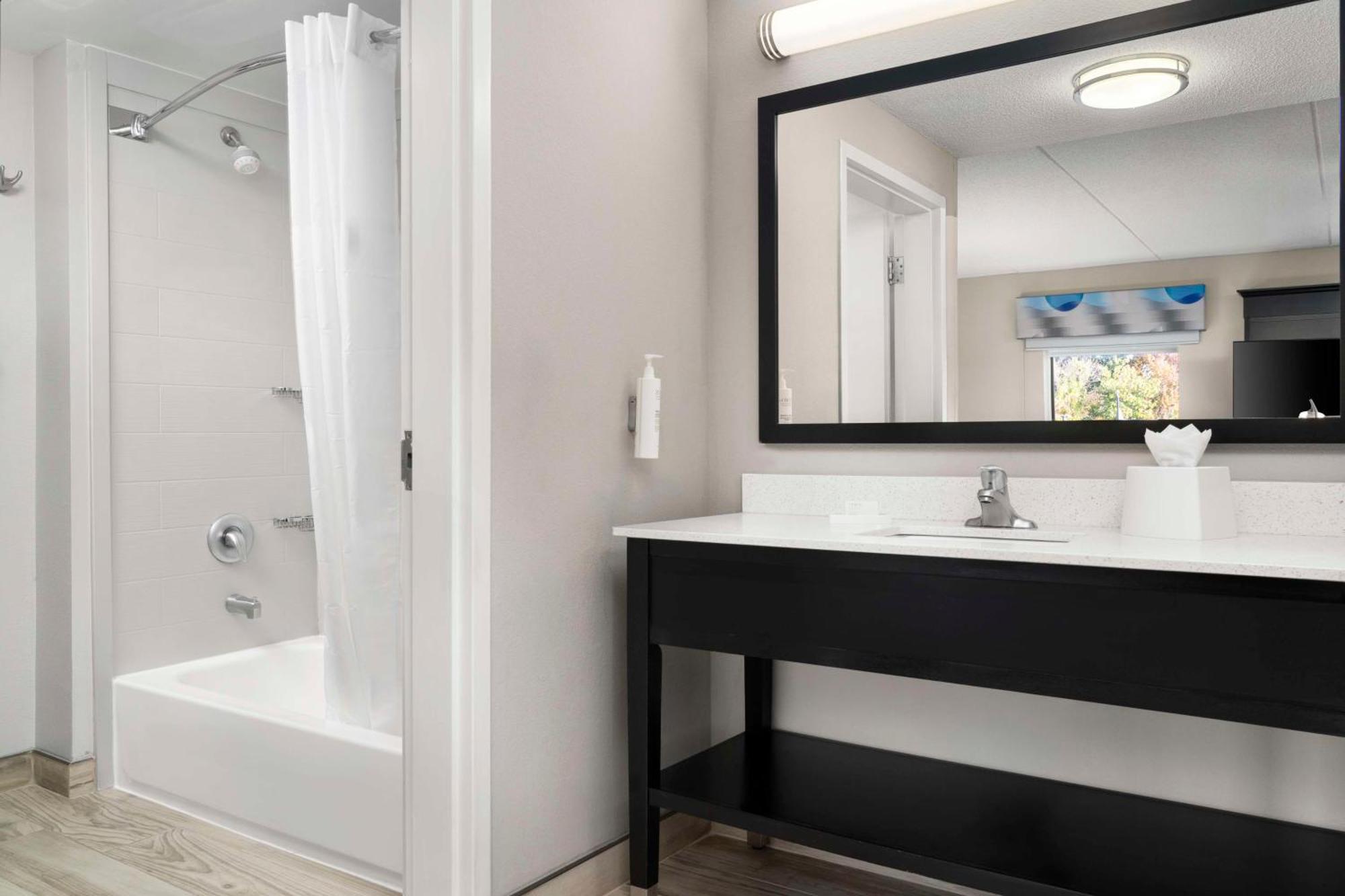 Hampton Inn Stafford / Quantico-Aquia Bagian luar foto